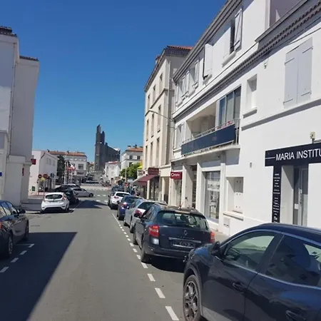 T3 Confortable A Royan, Proche Et Commerces - Fr-1-71-51 * Ρουαγιάν